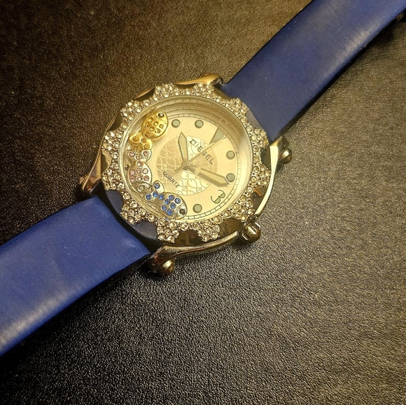 Diesel Happy Fish Watch - Picture 2 of 5